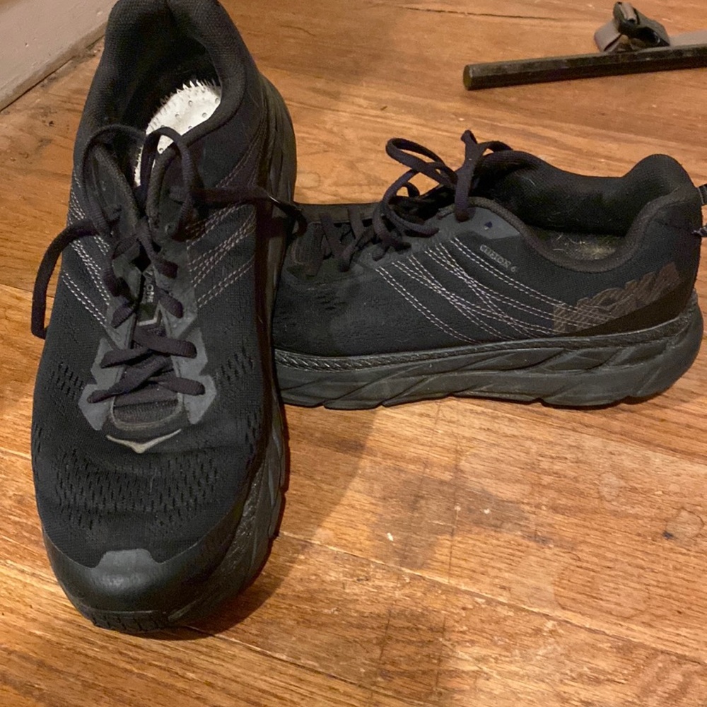 Men’s Clifton 6 sz 10.5